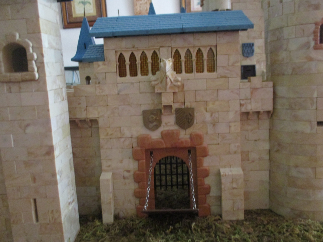 Fortaleza del Crepúsculo - Fachada frontal 03