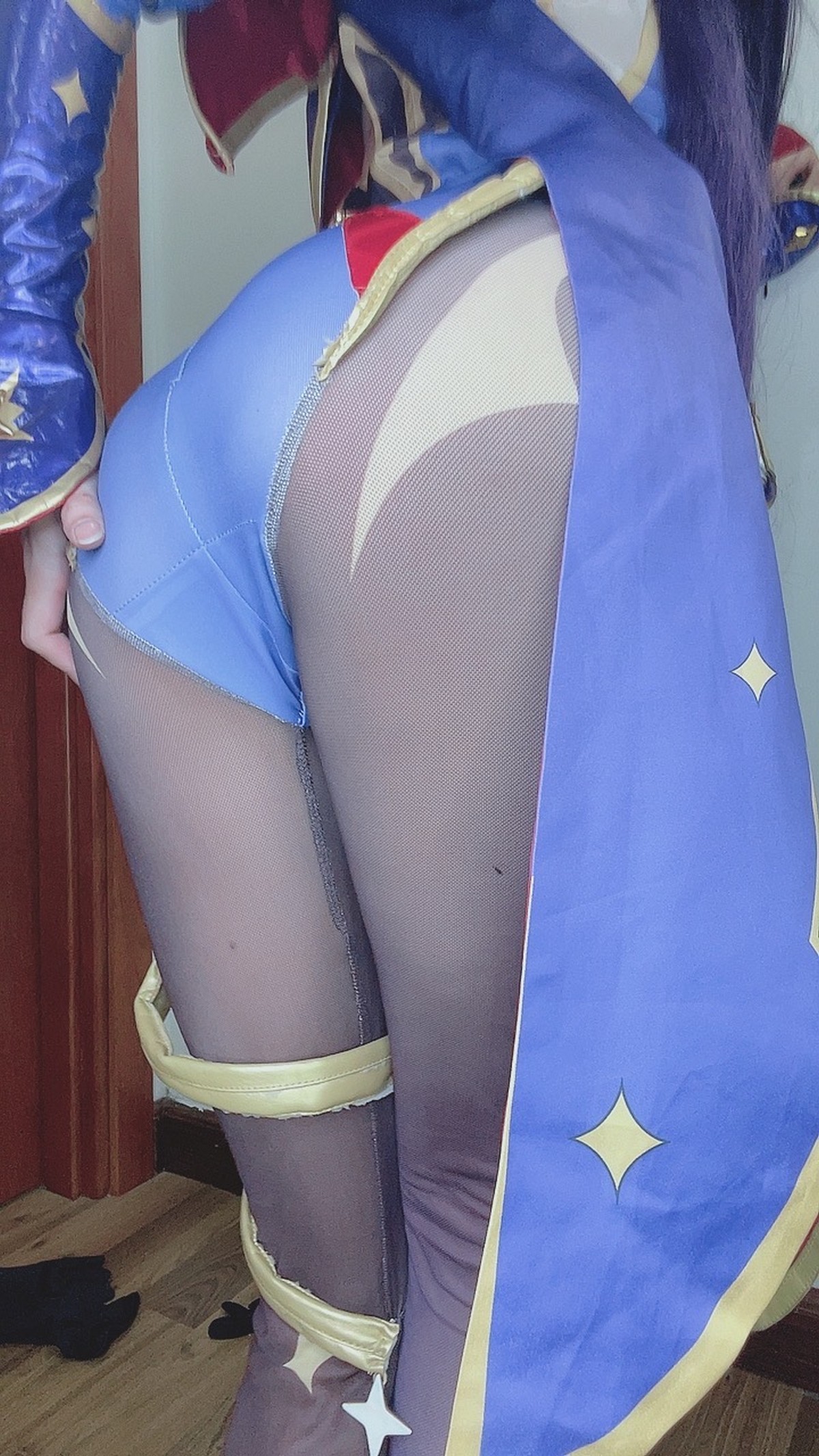 PoppaChan Mona Cosplay (Genshin Impact) HD Set – 53 Photos 20MB插图4