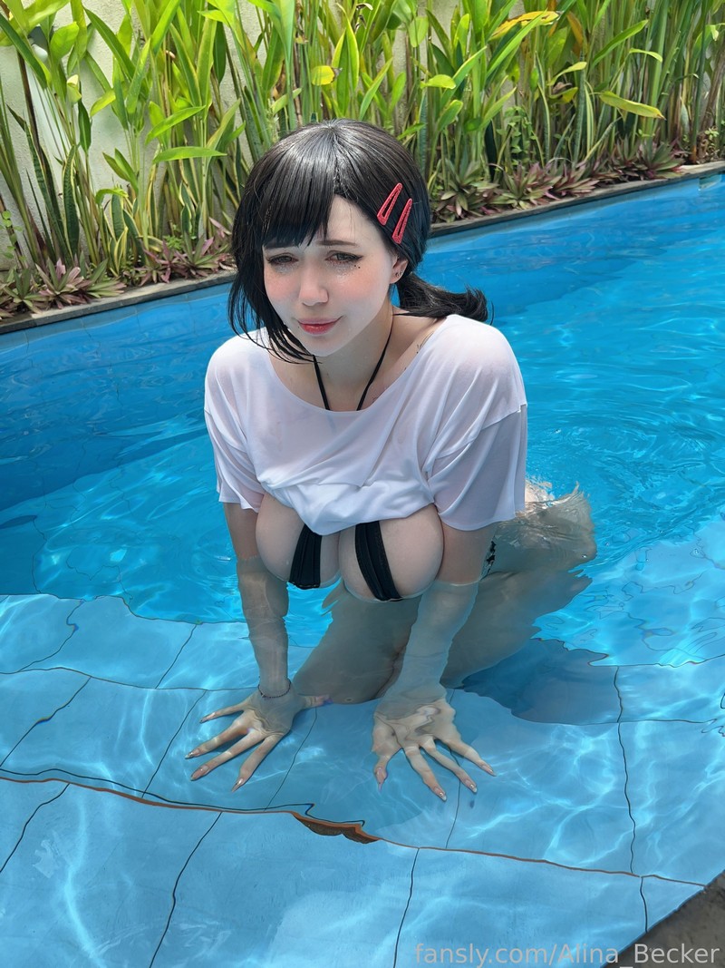Alina Becker 东山小红 Kobeni Cosplay 电锯人角色写真【43P-136MB】插图2