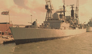 https://i.postimg.cc/DmRzcRvH/HMS-Newcastle-D-87-1.jpg