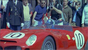 1963 International Championship for Makes - Page 3 63lm10-F330-TRI-PRodriguez-RPenske-1