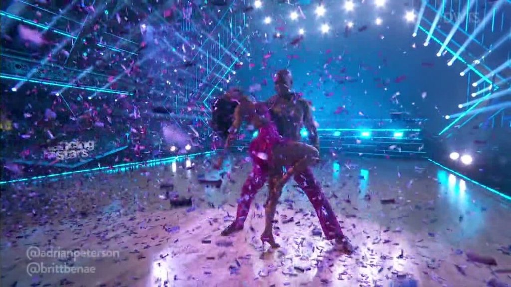 [Image: fylk4u5l7e1v.jpg]