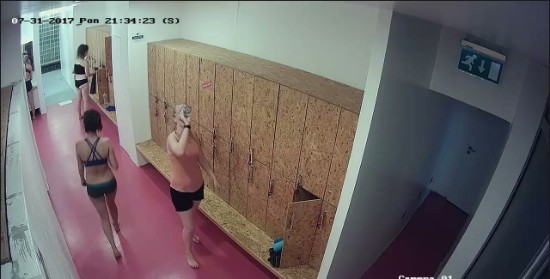 [Image: Voyeur19425100340.jpg]