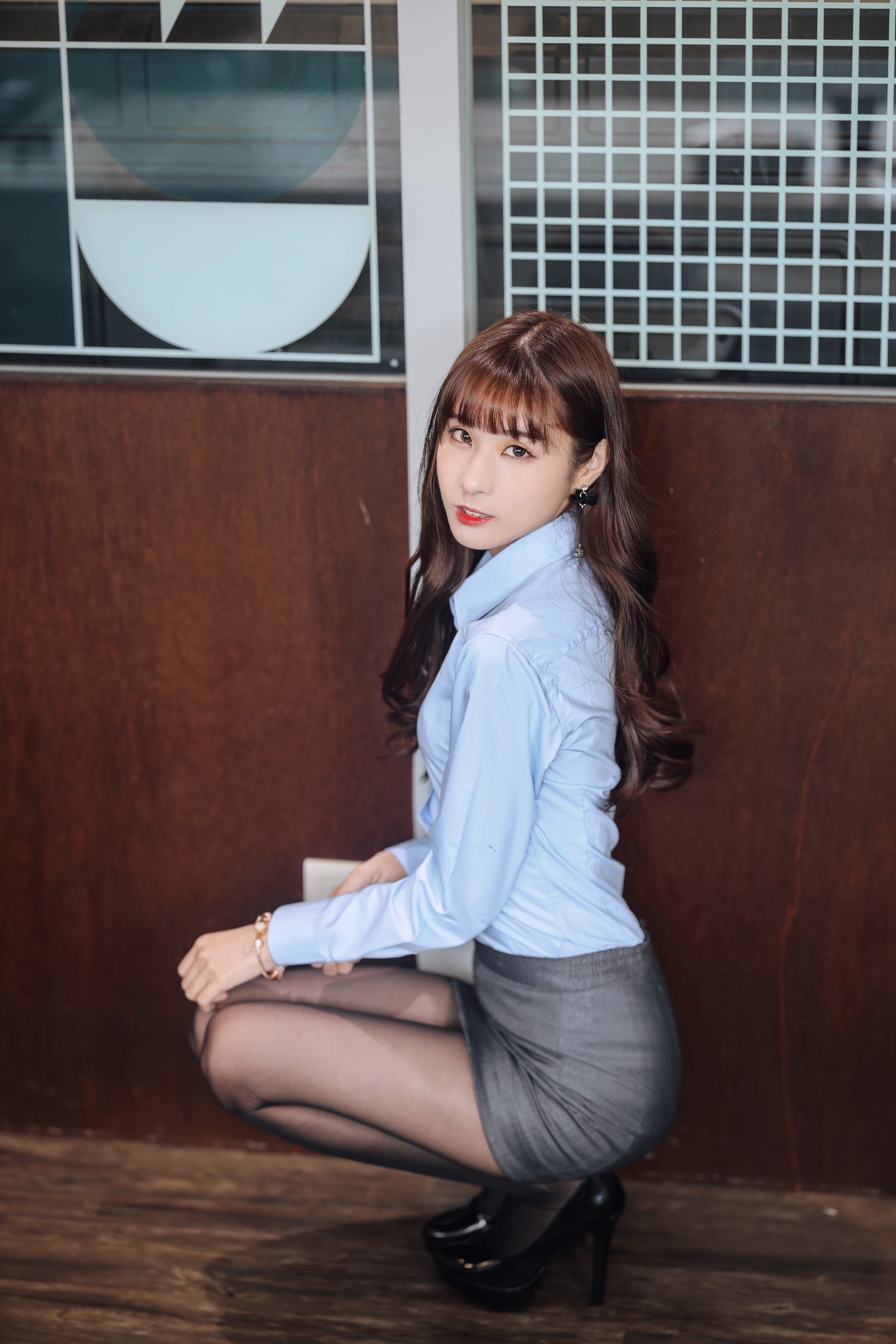 泥泥汝 OL 女郎 A 主题 写真图集｜职业风高清摄影（31P｜155MB）插图9