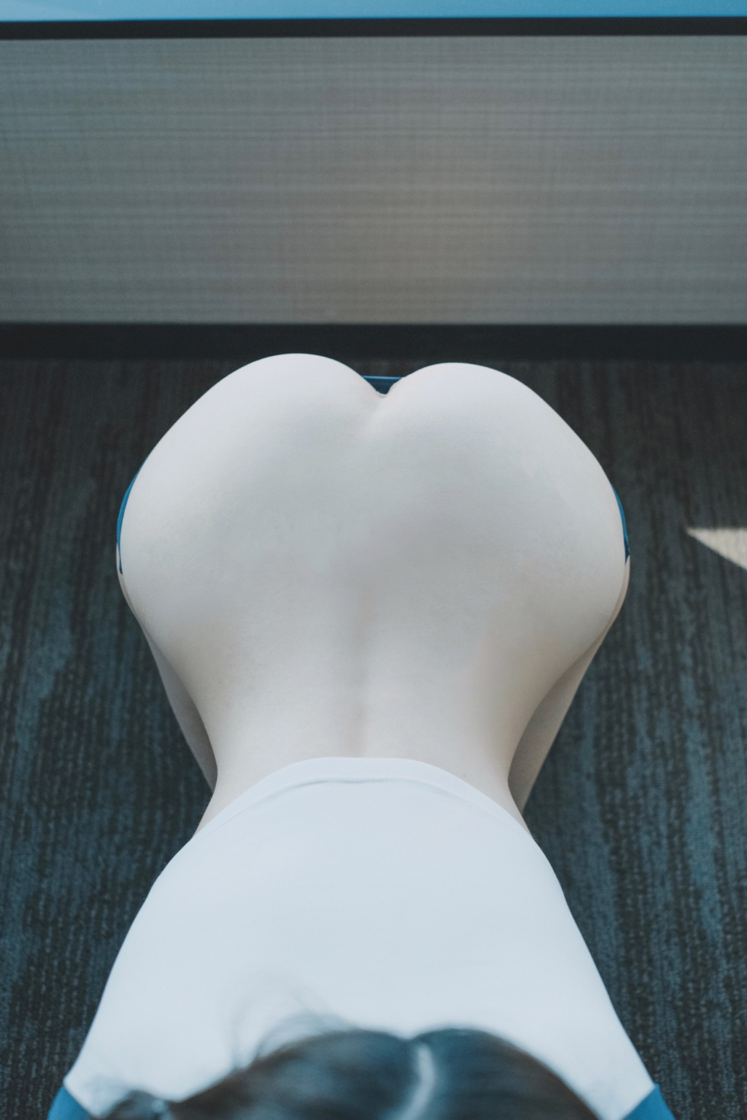 可可小白兔 情人節の禮物 體操服少女 写真集 – 情人节主题 高清图 [35P-120MB]插图