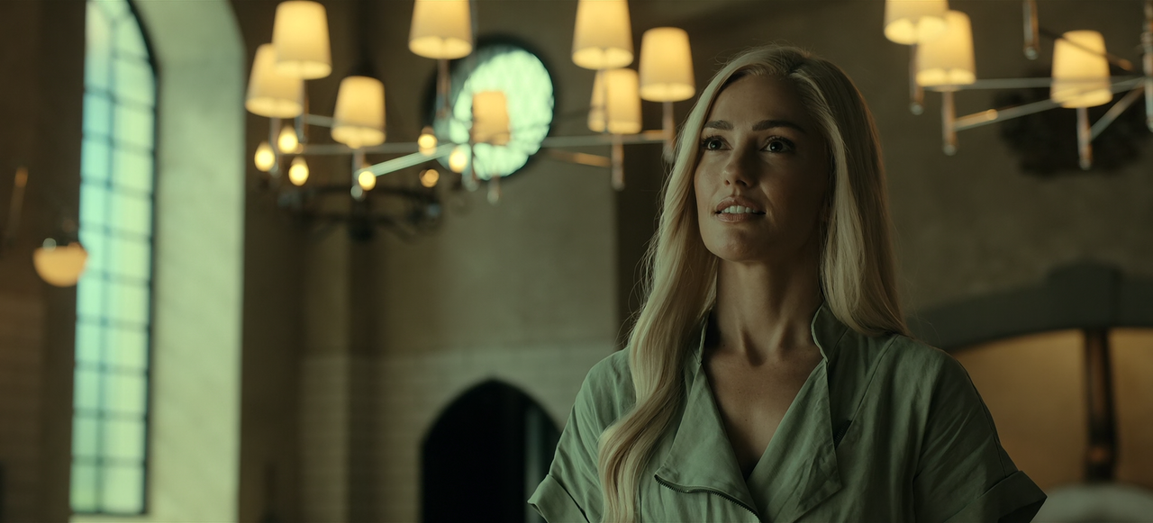 Titans.S03E03.Hank.&.Dove.1080p.10bit.BluRay.AAC5.1.HEVC-Vyndros.mkv_snapshot_04.58_[2022.07.24_02.0