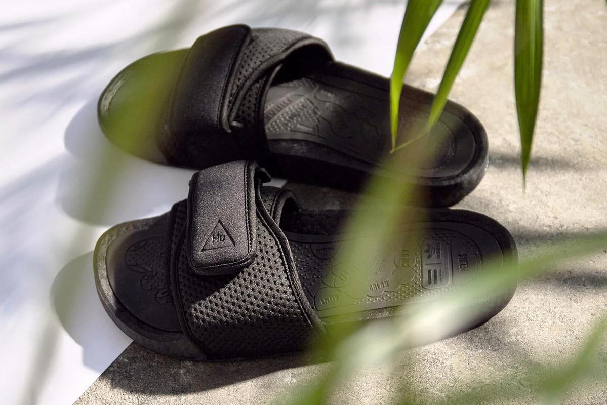 https-hypebeast-com-wp-content-blogs-dir-6-files-2020-07-pharrell-adidas-boost-slides-black-orange