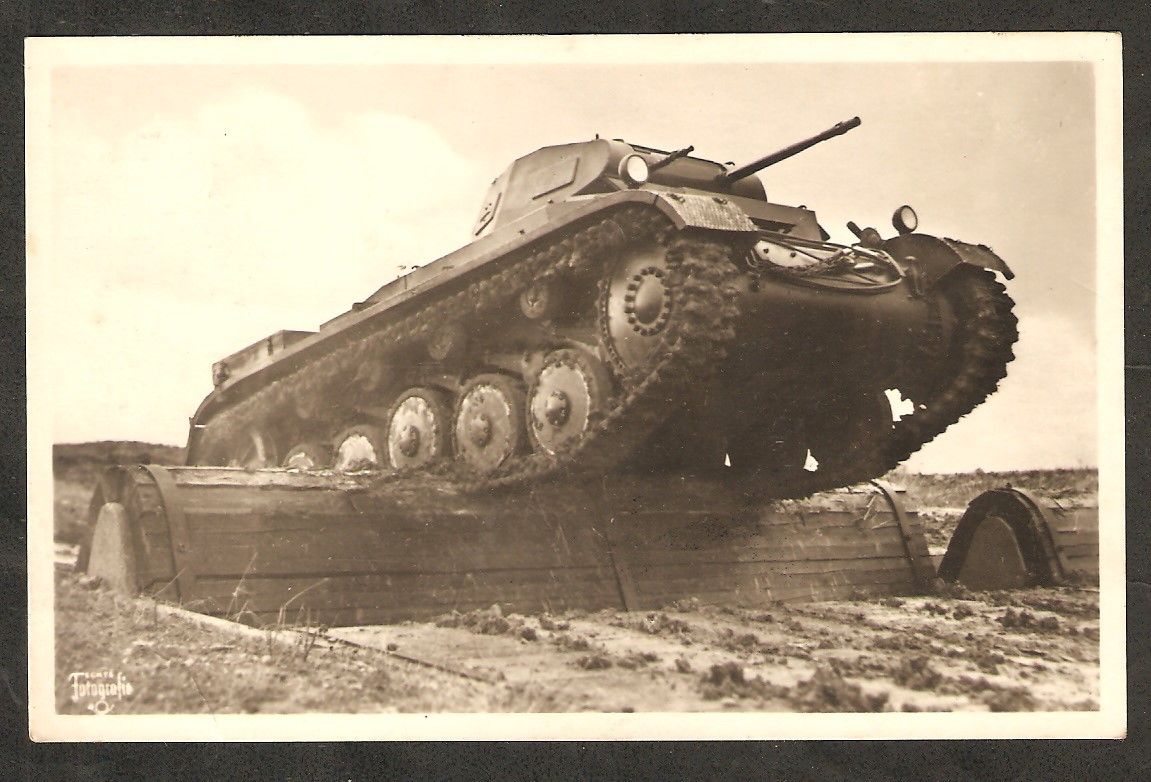 AK-PANZER, 30ER-40ER-JAHRE