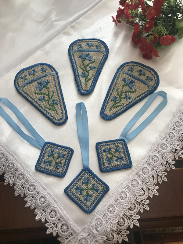 0F98FB9C-414F-4310-9102-680B9253D8C1