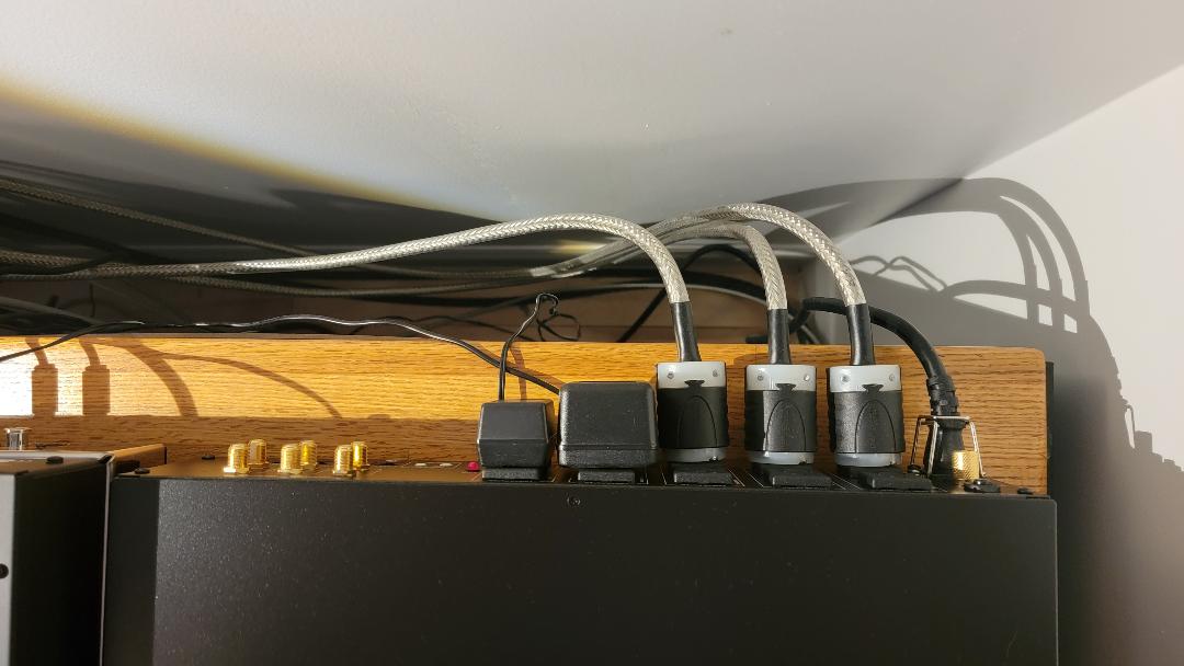 Amp plugged into Power Conditioner and wall my findings... Page 2