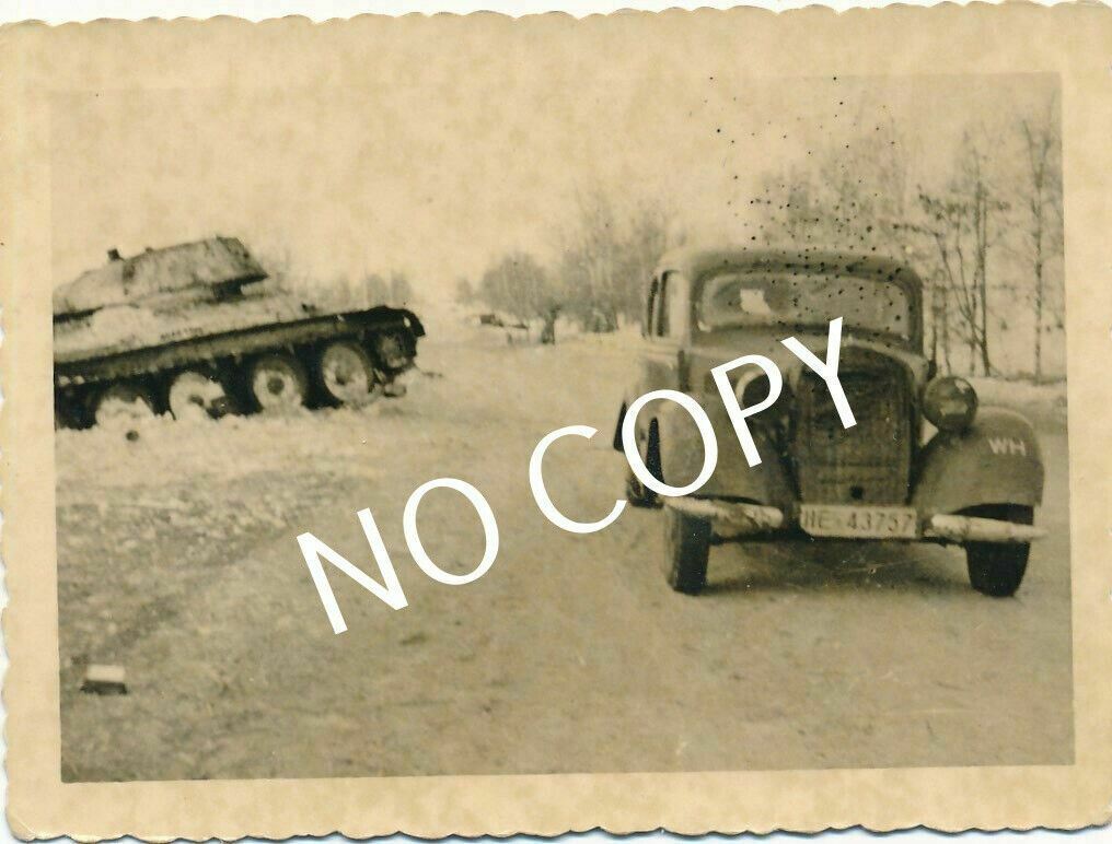 Foto WK2 Panzer Militärfahrzeug Kennung WH, HE-43757