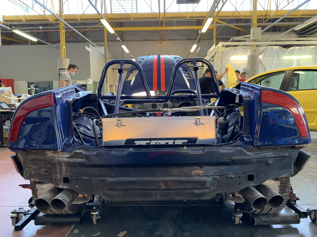 44761374-DC8C-4202-8B61-06310405E18D