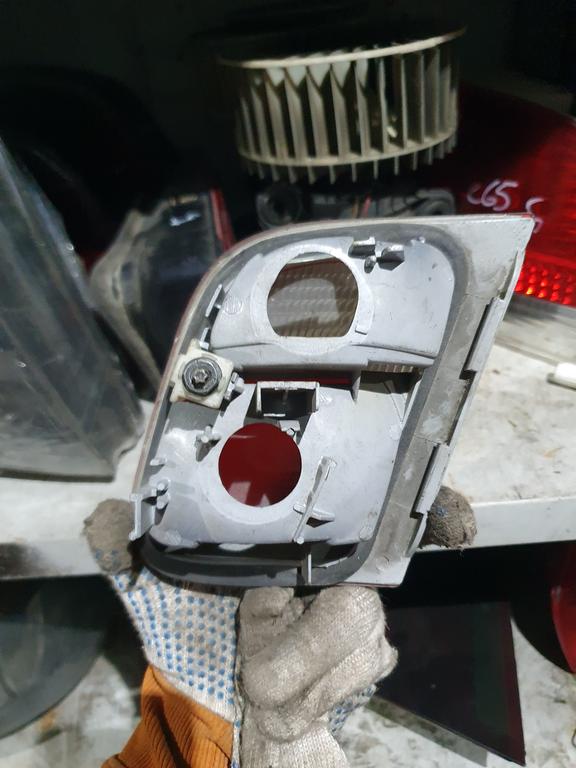 Корпус заднего фонаря