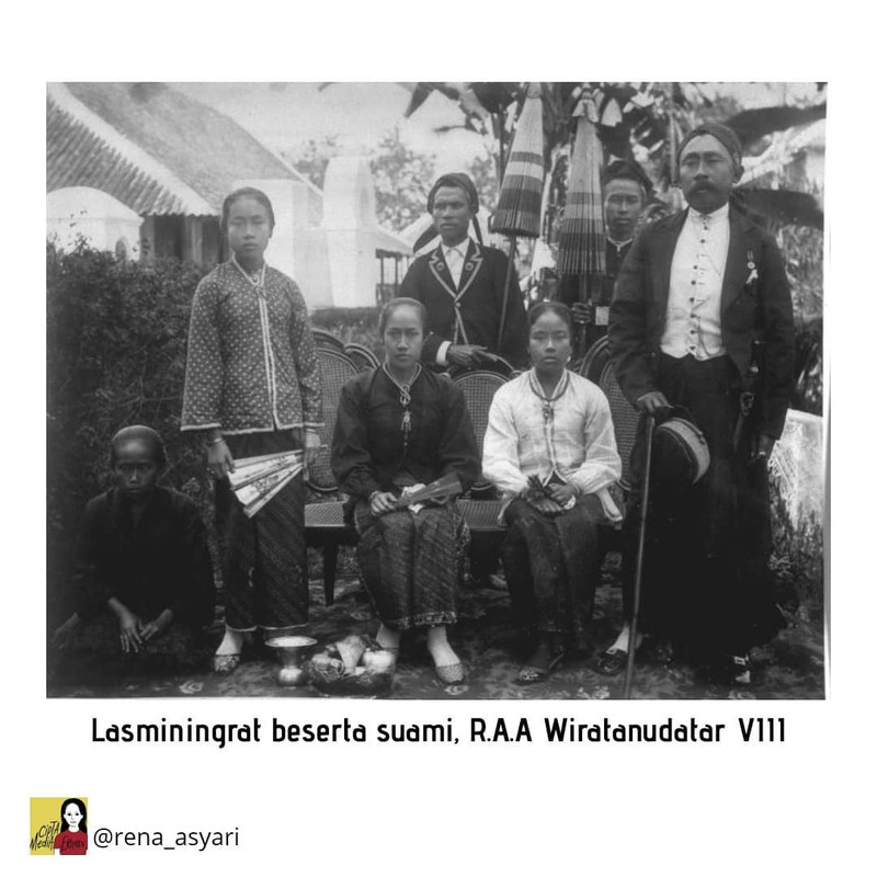 Sosok Raden Ayu Lasminingrat bersama suami RAA Wiratanudatar VIII