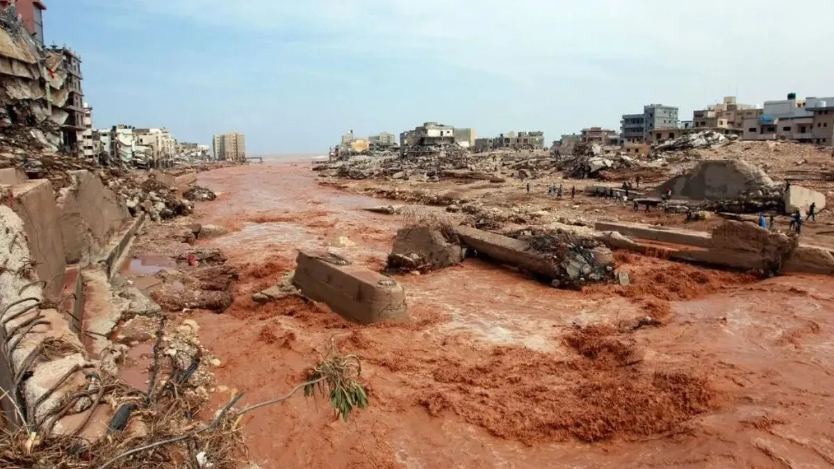Suman más de 11,300 muertos por inundaciones en Libia