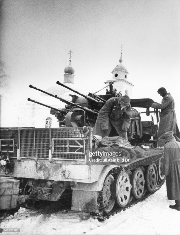 2cm self propelled anti-aircraft-guns (quadruplets) no forther informationEnd of 1941