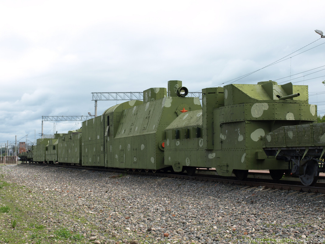 Train blinde - Page 7 Tula-chern-armoured-train-01