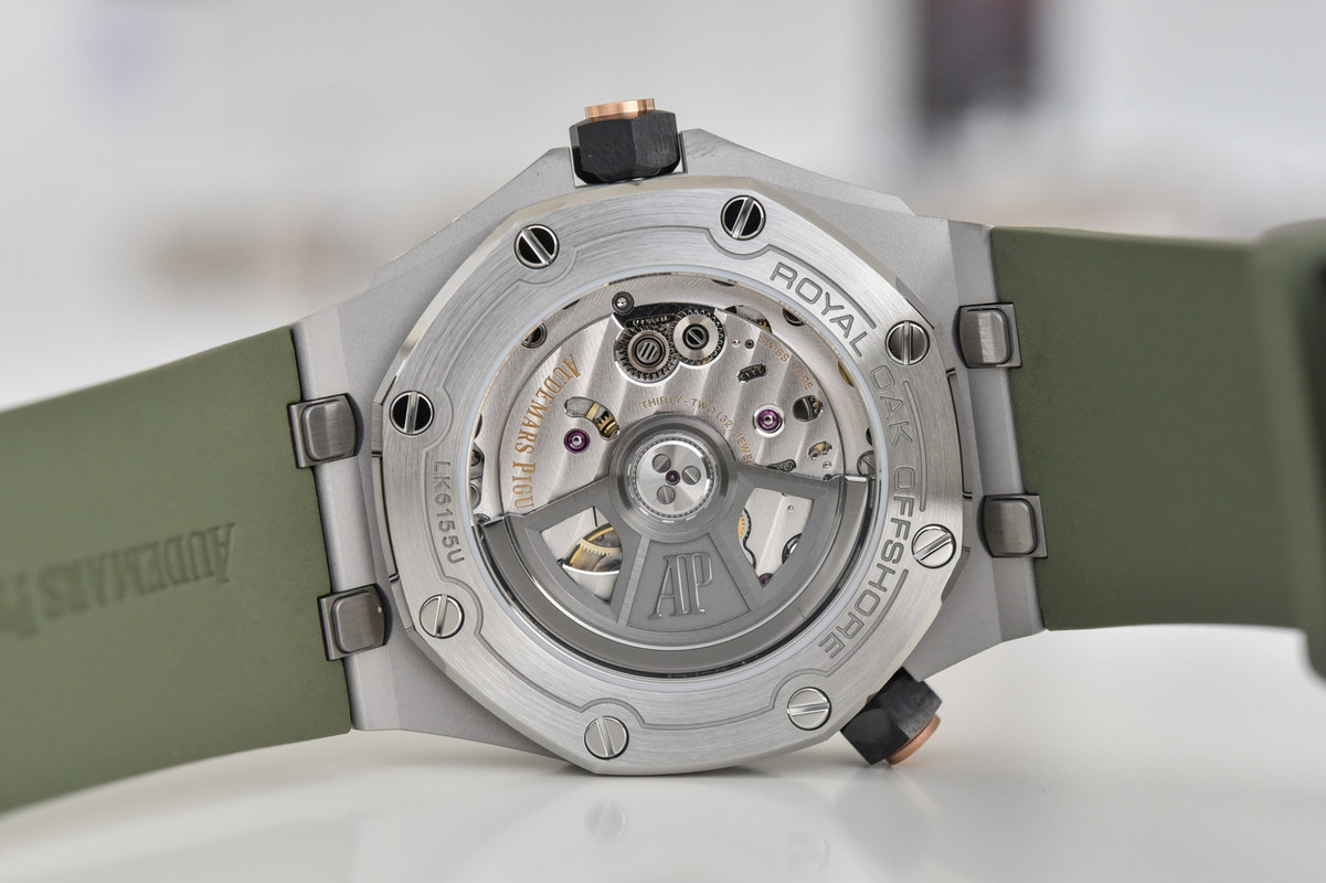 2021-Audemars-Piguet-Royal-Oak-Offshore-Diver-42mm-15720ST.OO_.A052CA.01-5-2048x1364