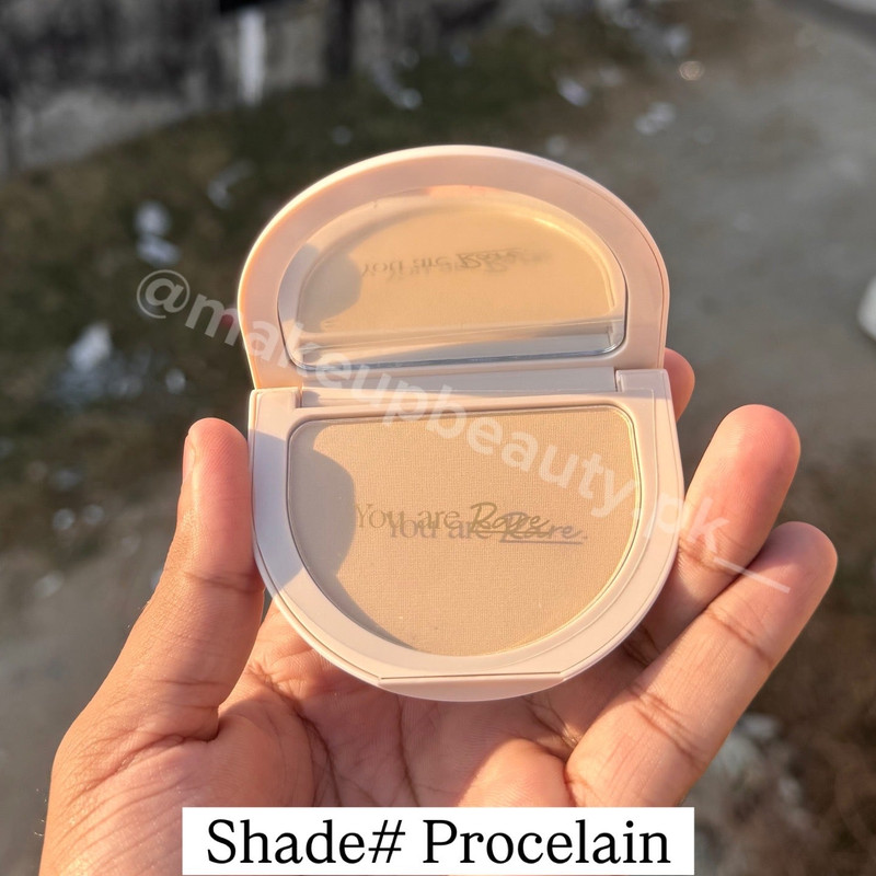 Rare Beauty True to myself - Tinted Pressed Talc Free Finishing powder. - image 2