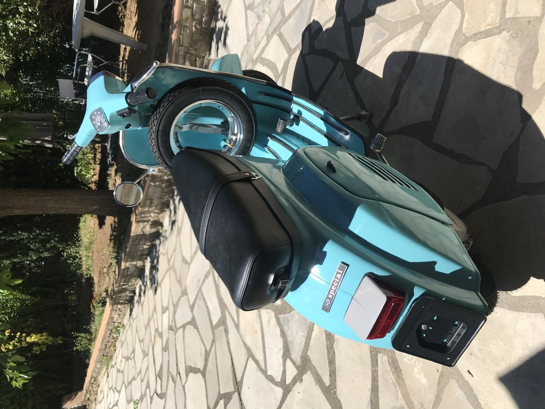 5C2406FF-3870-445C-8858-138A0E92AD38