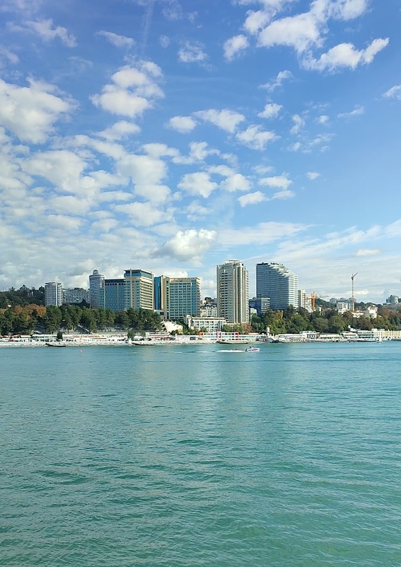 Screenshot_2023-10-29-22-40-42-530_com.miui.videoplayer-edit