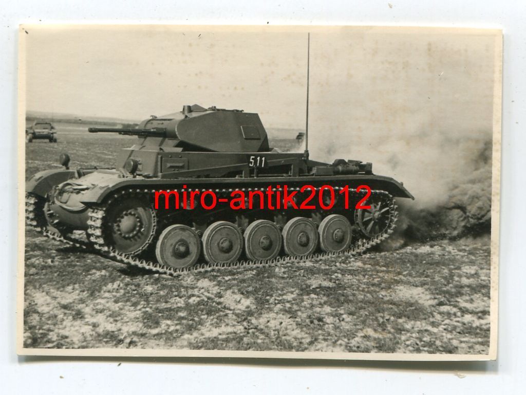Panzerregiment 11, Panzer beim Einnebeln, Geländ
