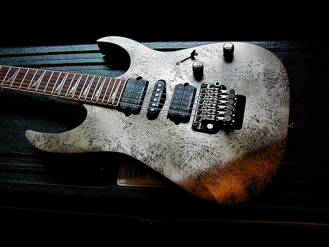 NGD: 2010 Ibanez Prestige RG2570Z Dark Space | SevenString.org