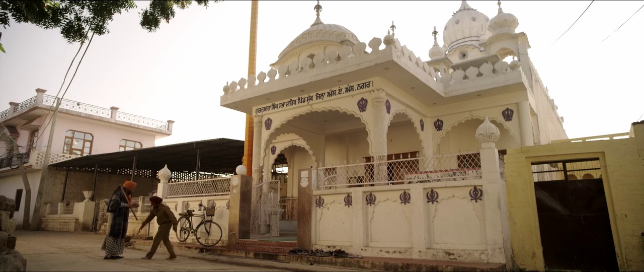 Ardaas-2016-WEBRip-Punjabi-720p-x264-AVC-HE-AAC-2-0-ESub-mkv-0003