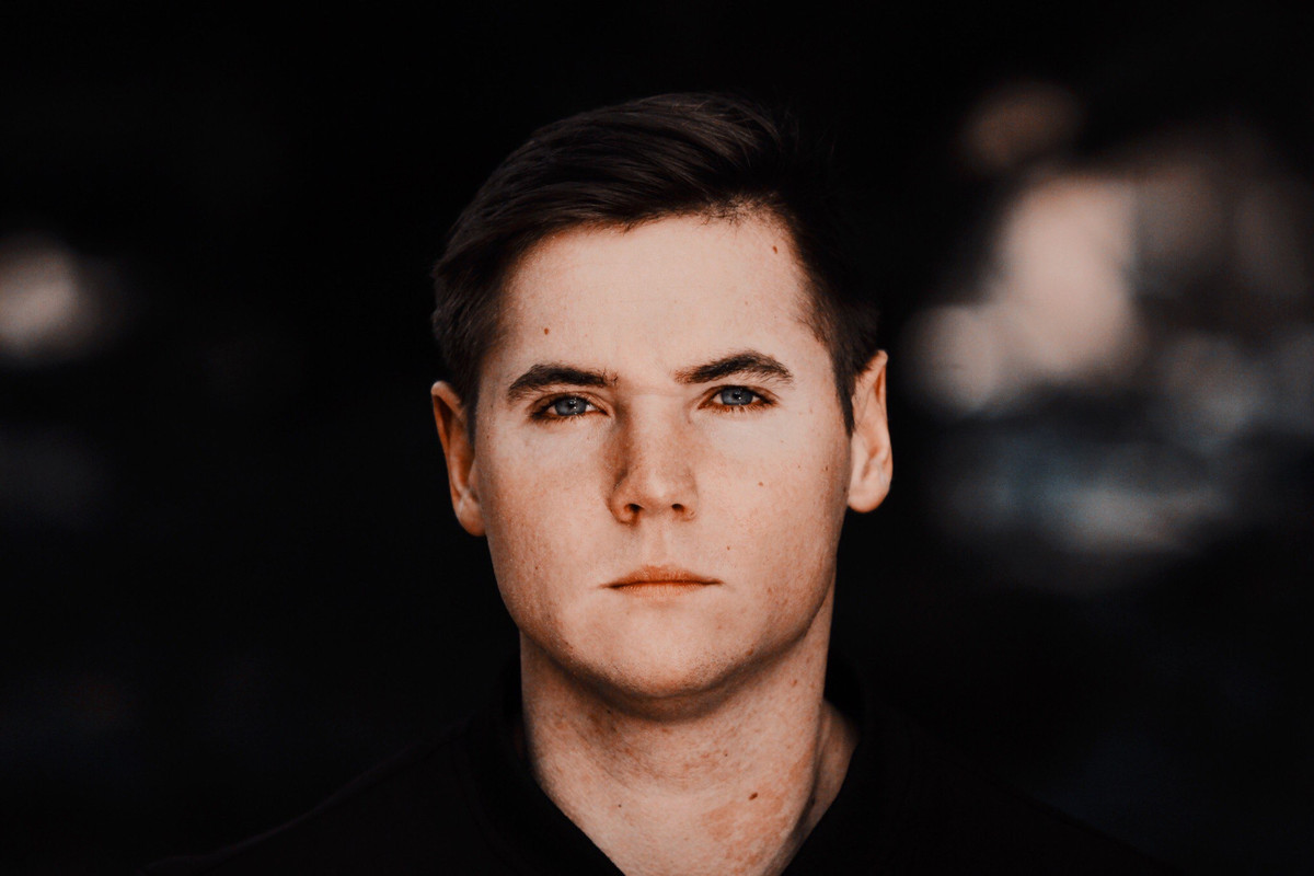 947F00F2-5C6B-447E-92D4-32BC854CA51B