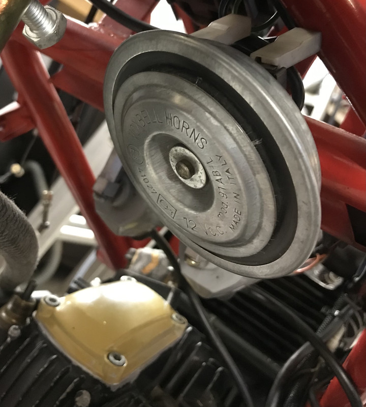 812B9F88-9E9D-4187-A16D-D2AFE107FFA3