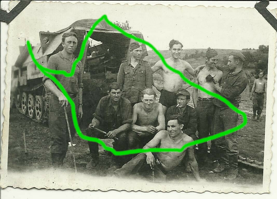 Wehrmacht, Sd.Kfz 251, Pionierausführung mit Besatzung