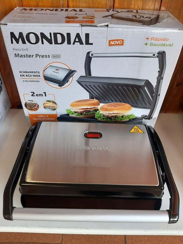 Sanduicheira e Grill Britânia BGR27I Press 2 em 1 850W