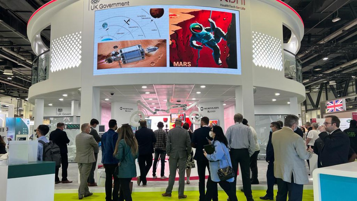 Arab health products and services