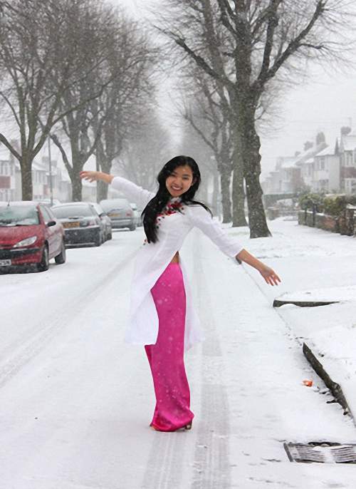 [Image: 7lYXTzl.jpg]