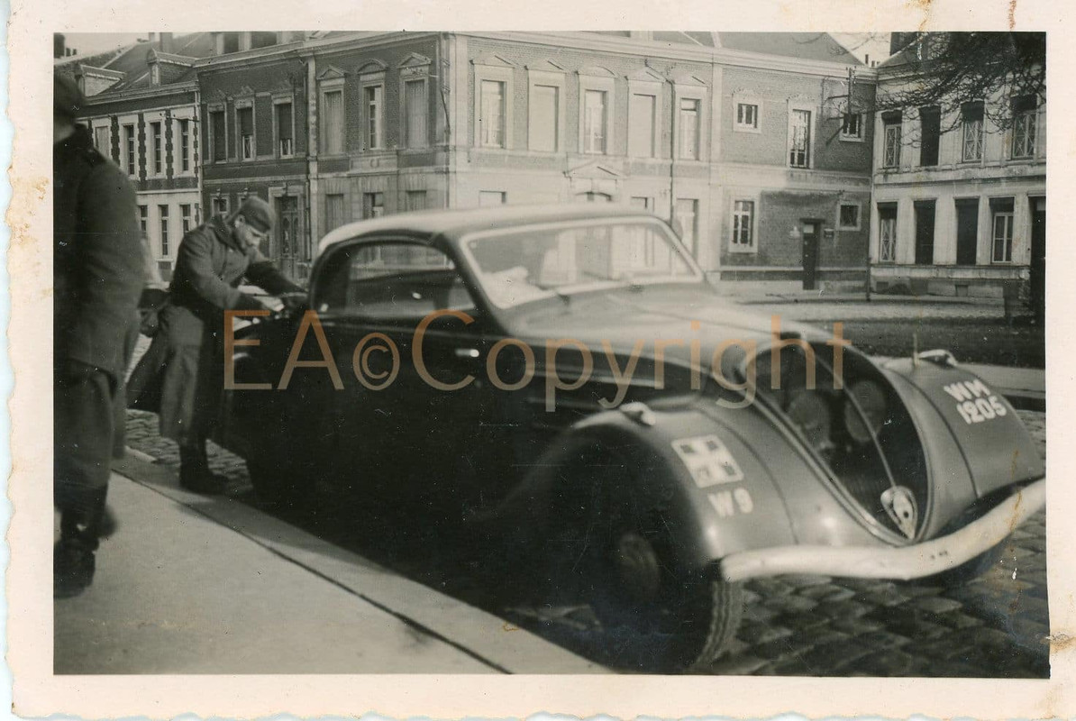 Beute Peugeot PKW Auto Wagen Kübelwagen