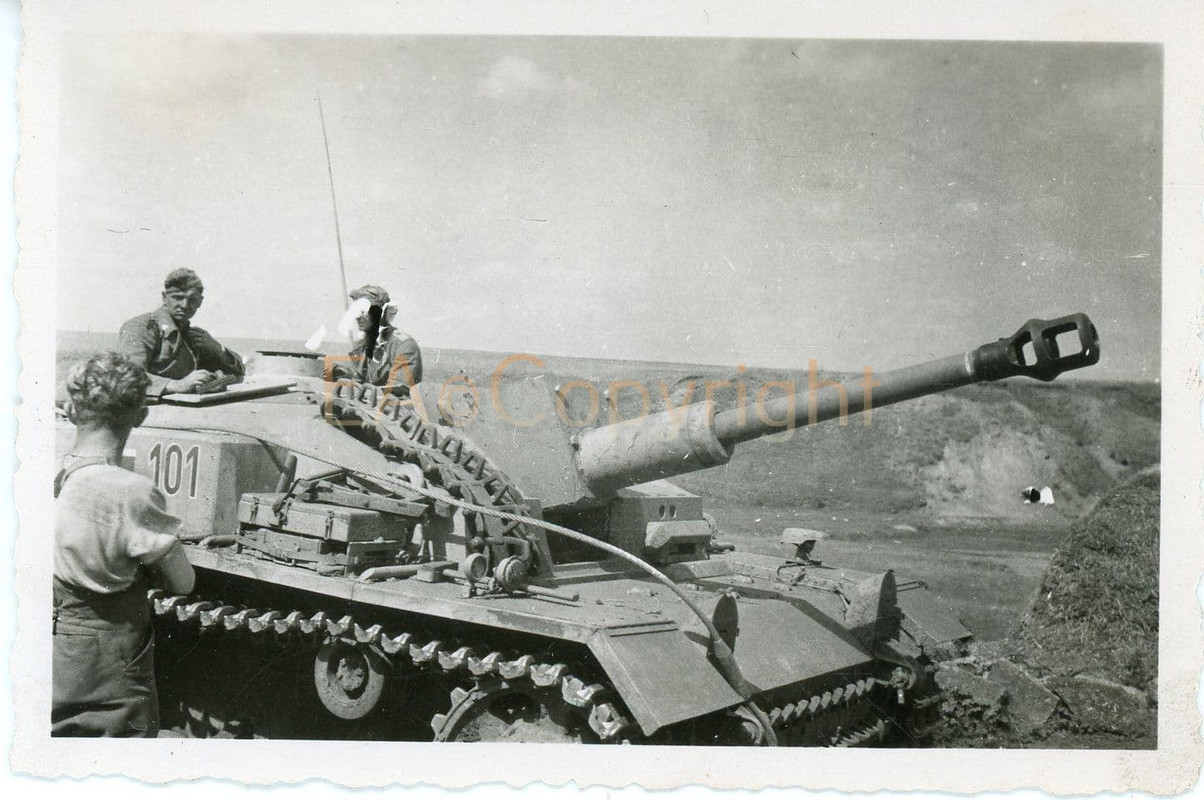 StuG Sturmgeschütz Panzer Langrohr Tank Foto