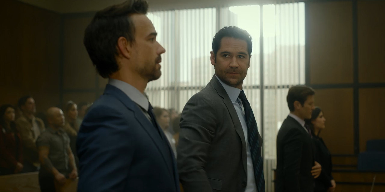 The Lincoln Lawyer (2022) Season 1 [Hindi + English] WebRip 480p, 720p ESub - Complete Screenshot