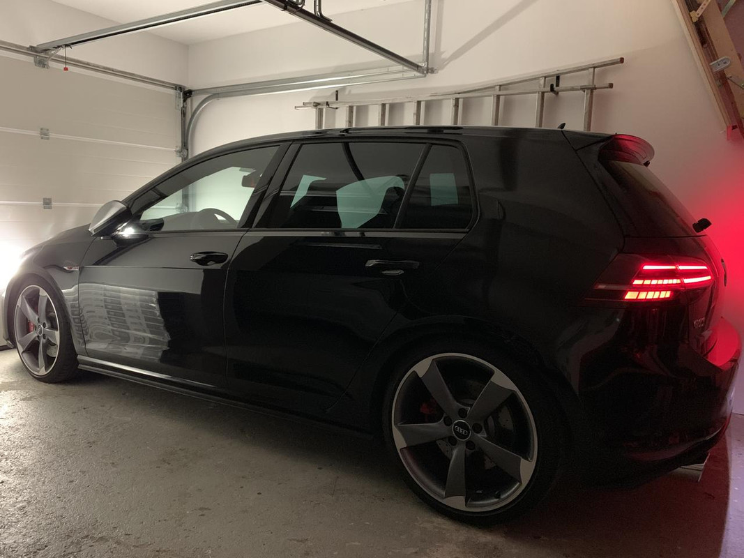180E11A7-2AC9-4A40-AC54-3309056DC8A3