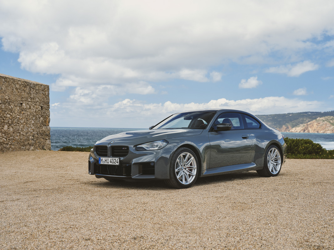 P90553486_highRes_der-neue-bmw-m2-06-2