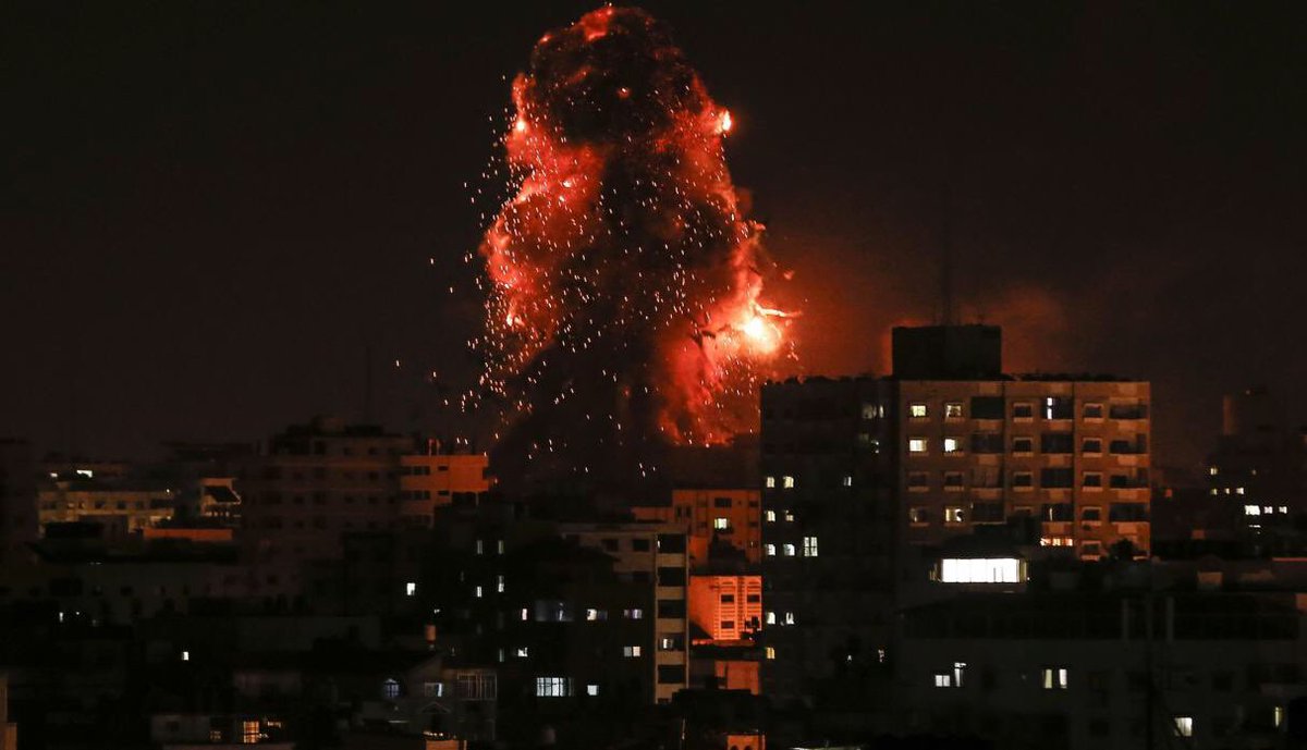 Israel ataca a la prensa en Gaza: bombardea el canal de televisión Al Aqsa Dr1-Cj-Km-Ww-Awgnqz