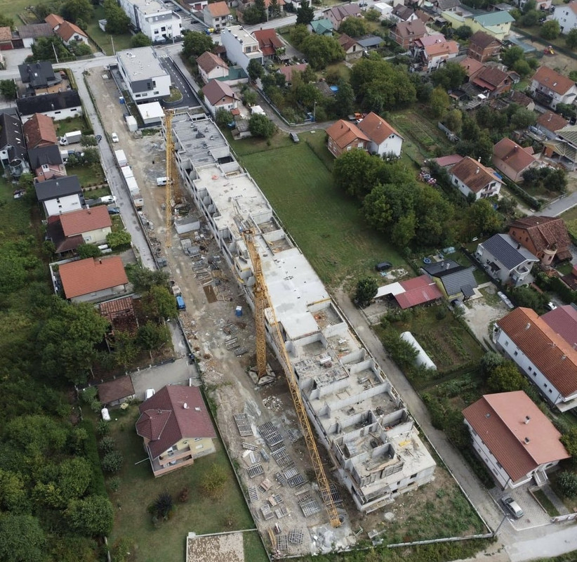 97941AF0-FDB6-420D-B606-529F12977E09