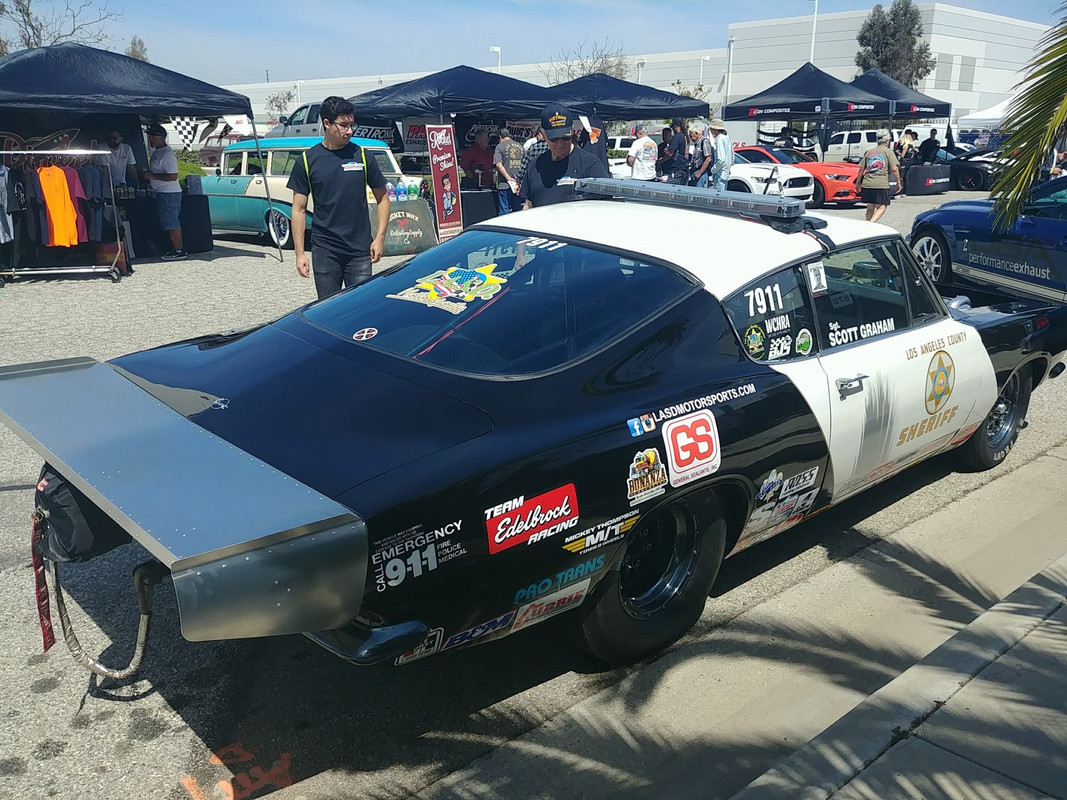 LA Sherrif Drag Car (2)