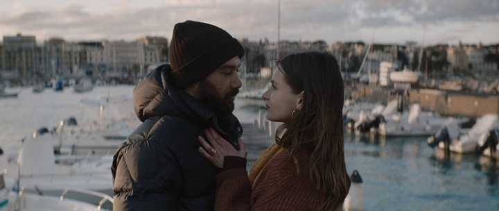 vlcsnap-2025-05-19-21h45m52s126