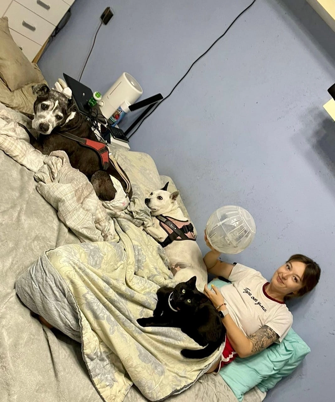 A590D6CB-C954-46A7-86EB-FFE0BFE62004