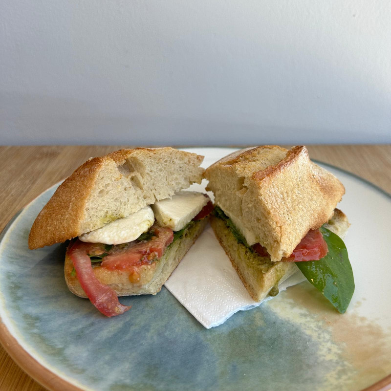 Sándwich caprese
