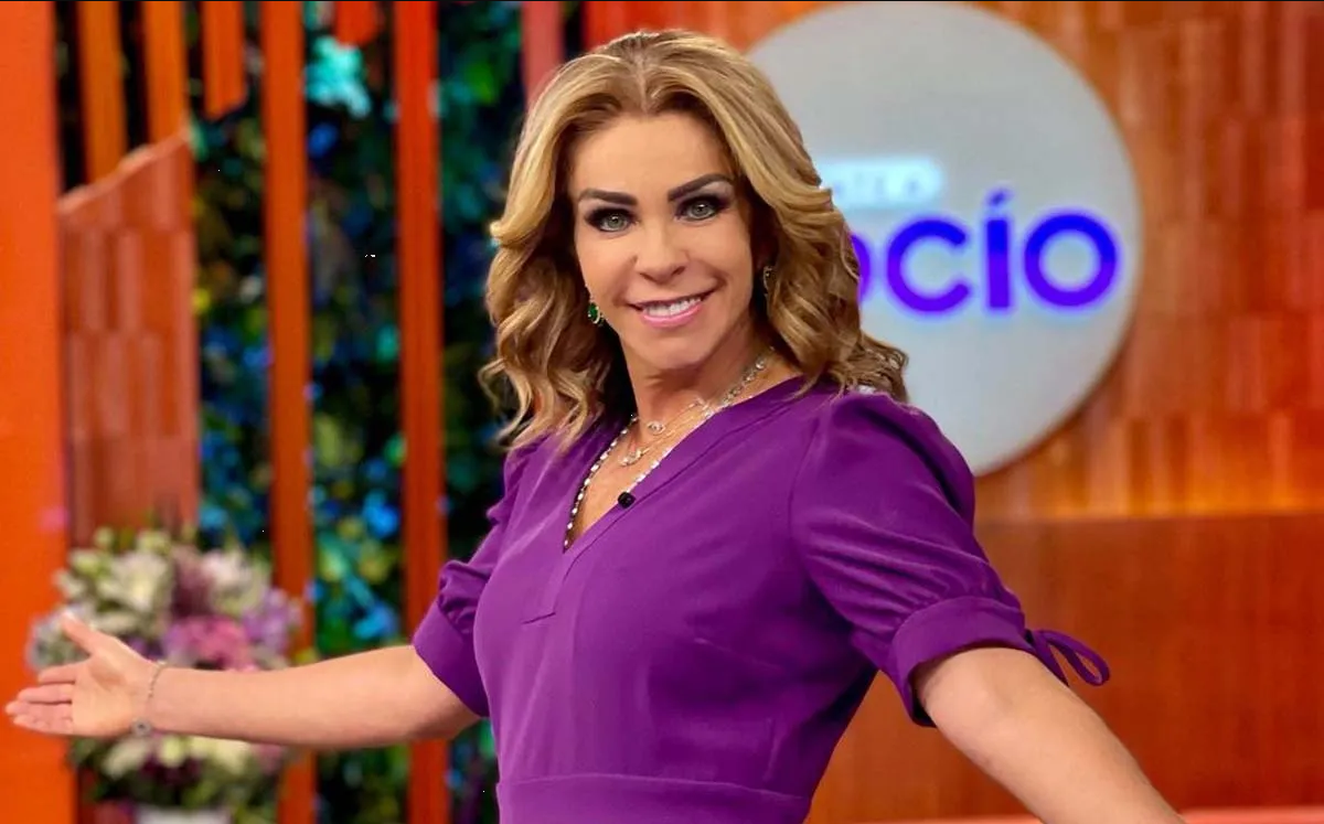 Usuarios se burlan de los títulos del programa de TV de Rocío Sánchez Azuara