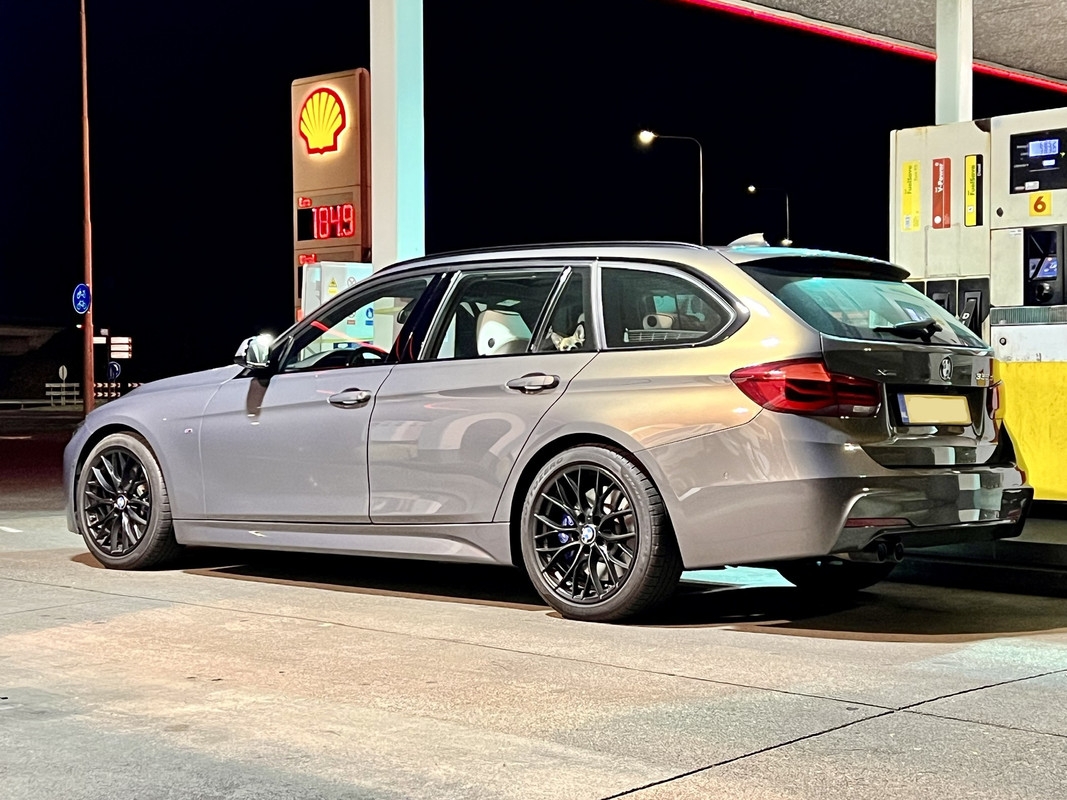 BMW 3 Series F31 With Upgraded Diesel Engine Pushed Hard On The Autobahn