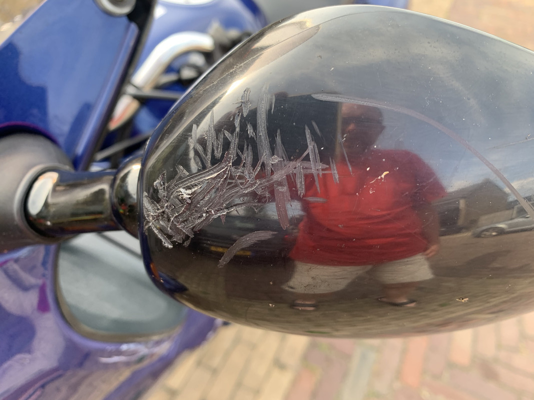 C048CC1D-B83D-41BF-B7E4-A744271E6E8A