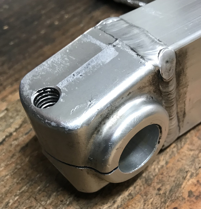 5A26BD9F-FB6C-4DF4-A042-9494D605D848