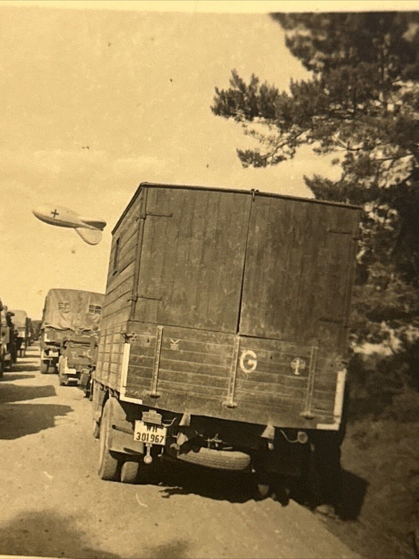 Foto Wk2 Front Wehrmacht Fahrzeug Pkw LKW Soldat Kampf Sperrballon Guderian (2)